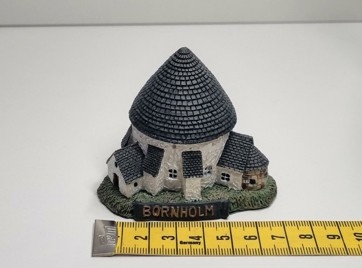 Miniatyrhus, minihus - Bornholm, Österlars kyrka (hus nr 19)