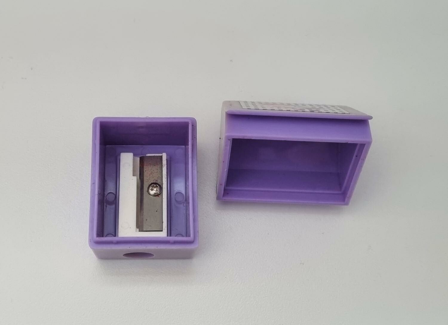 Miniatyrhus, Pennvässare i plast (hus nr 203)