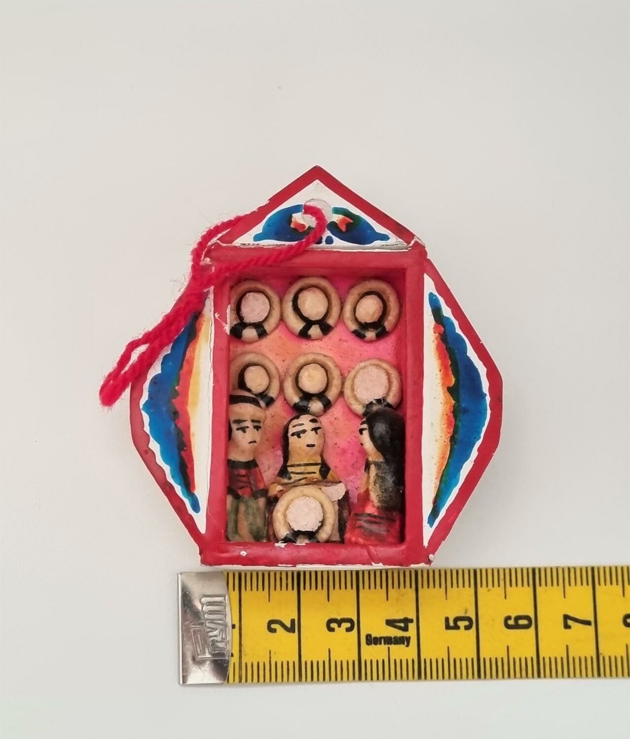 Miniatyrhus, Tändstickshus med upphängning (hus nr 202)