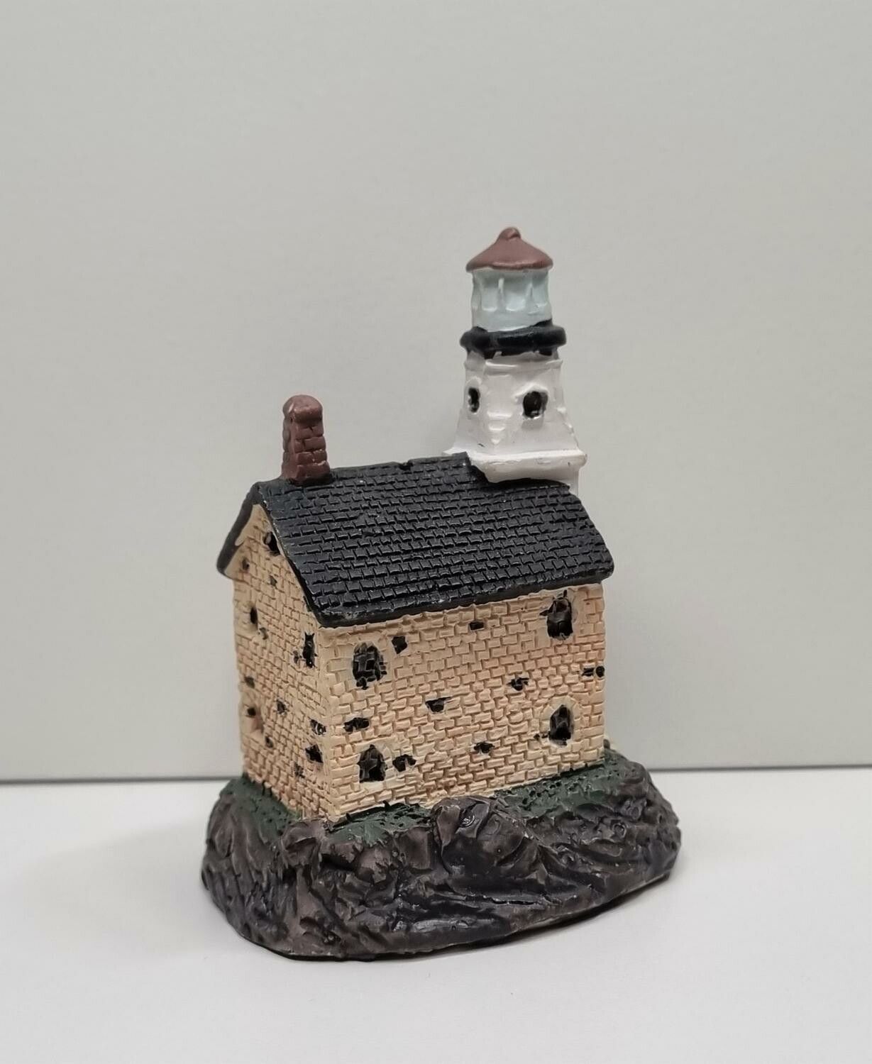 Miniatyrfyr, minifyr, fyrhus