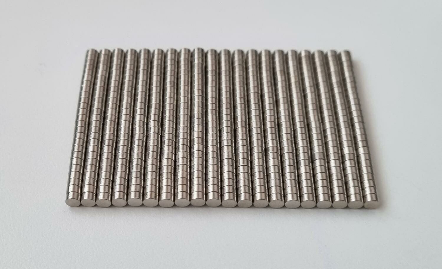 500 st Neodymium magneter (3x2 mm) runda magneter