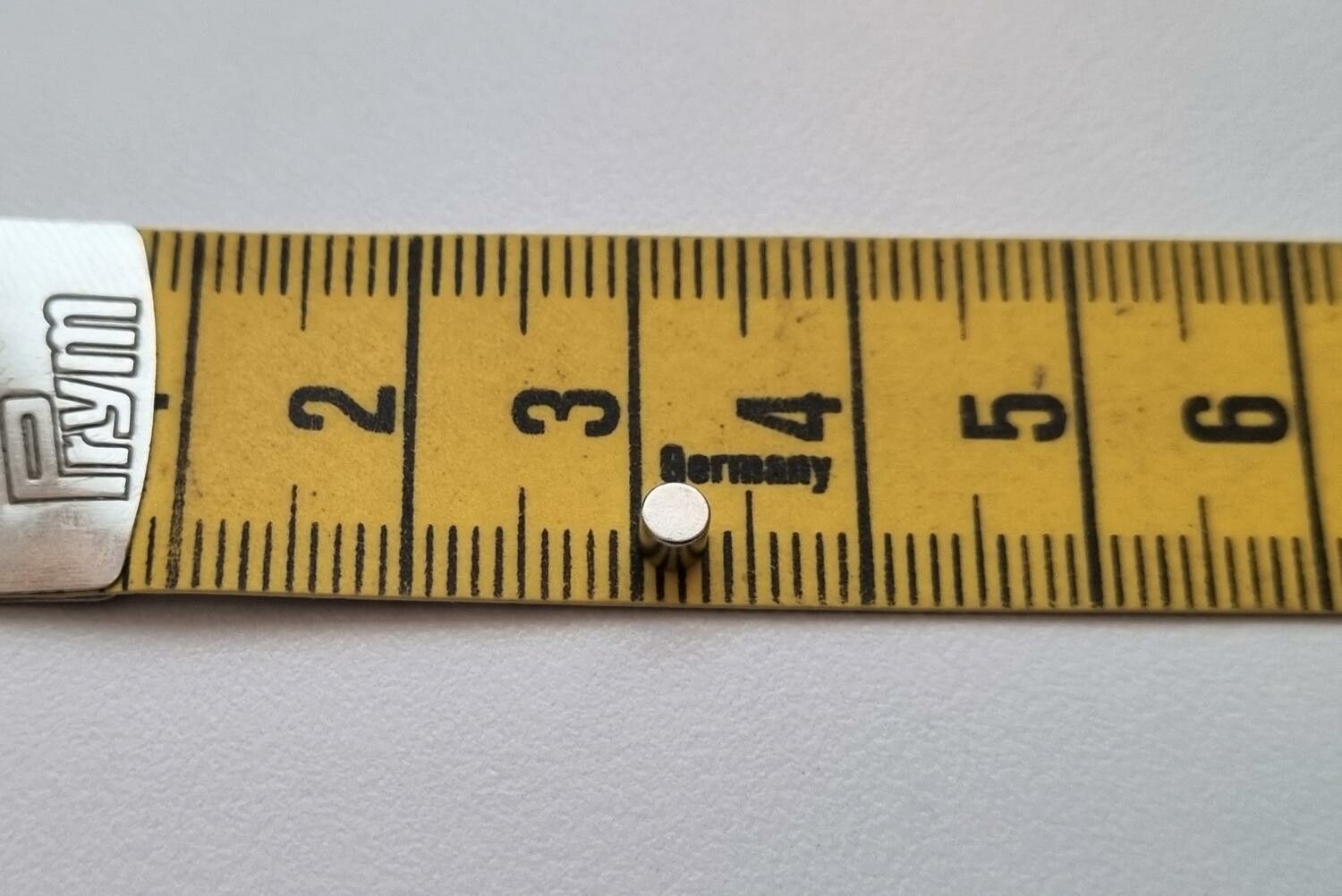 50 st Neodymium magneter (3x3 mm) runda magneter