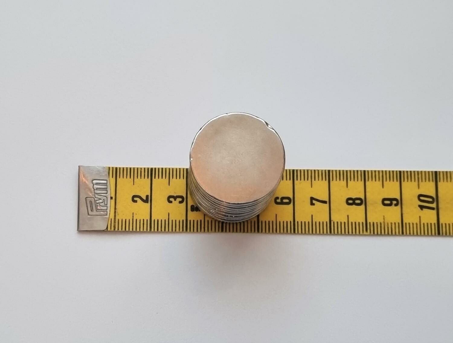 10 st Neodymium magneter (24,3 x 1,7 mm) runda magneter / supermagneter
