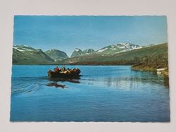 Vykort - Lappland. Turistbåten på Ladtjojaure. Kebnekaise i bakgrunden