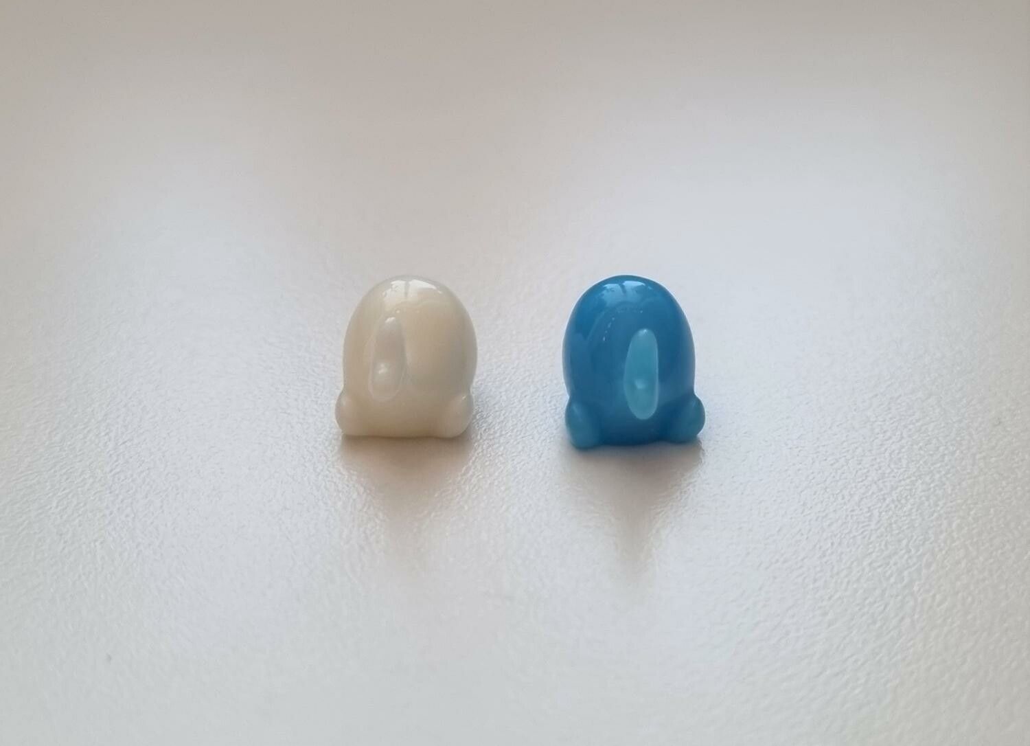 Söta små valar. Miniatyrer / figuriner för dockskåpet, tittskåp mm