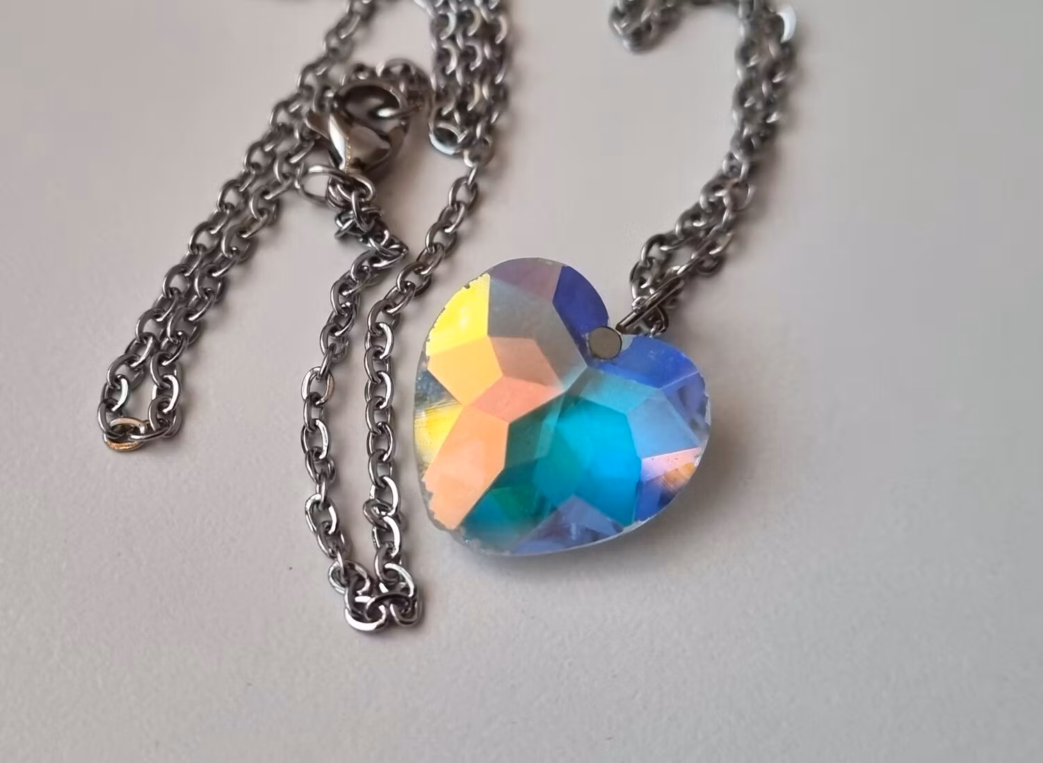 Halsband med hjärta / kristall