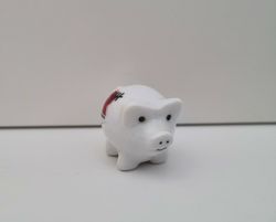 Gris / miniatyrgris. Prydnadsföremål / figurin för dekoration
