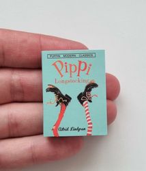 1 st Miniatyrbok, minibok för tittskåp / dockskåp med mera (bok 10)