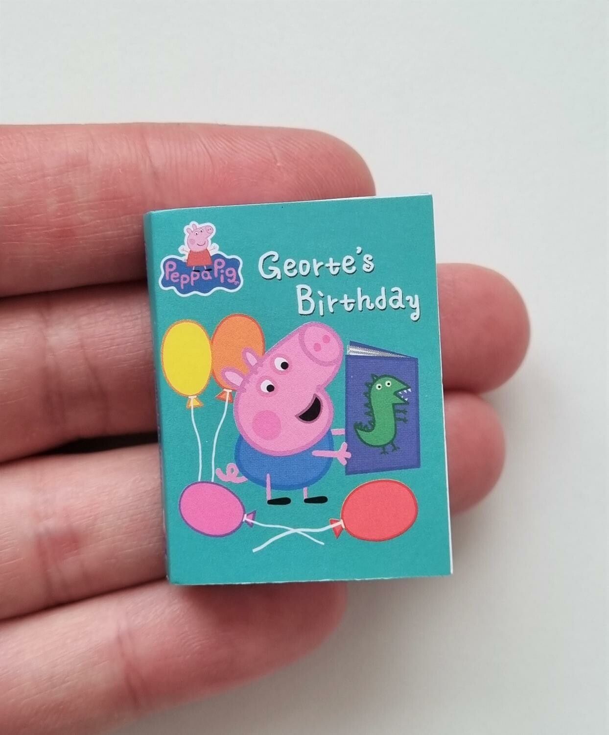 1 st Miniatyrbok, minibok för tittskåp / dockskåp med mera (bok 7)