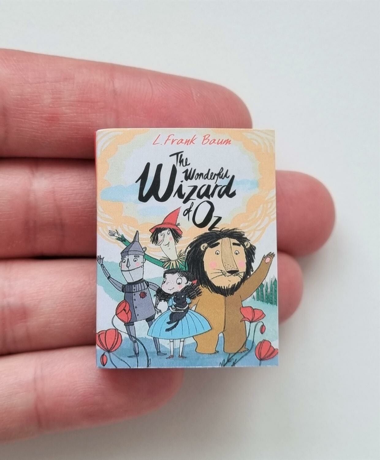 1 st Miniatyrbok, minibok för tittskåp / dockskåp med mera (bok 8)