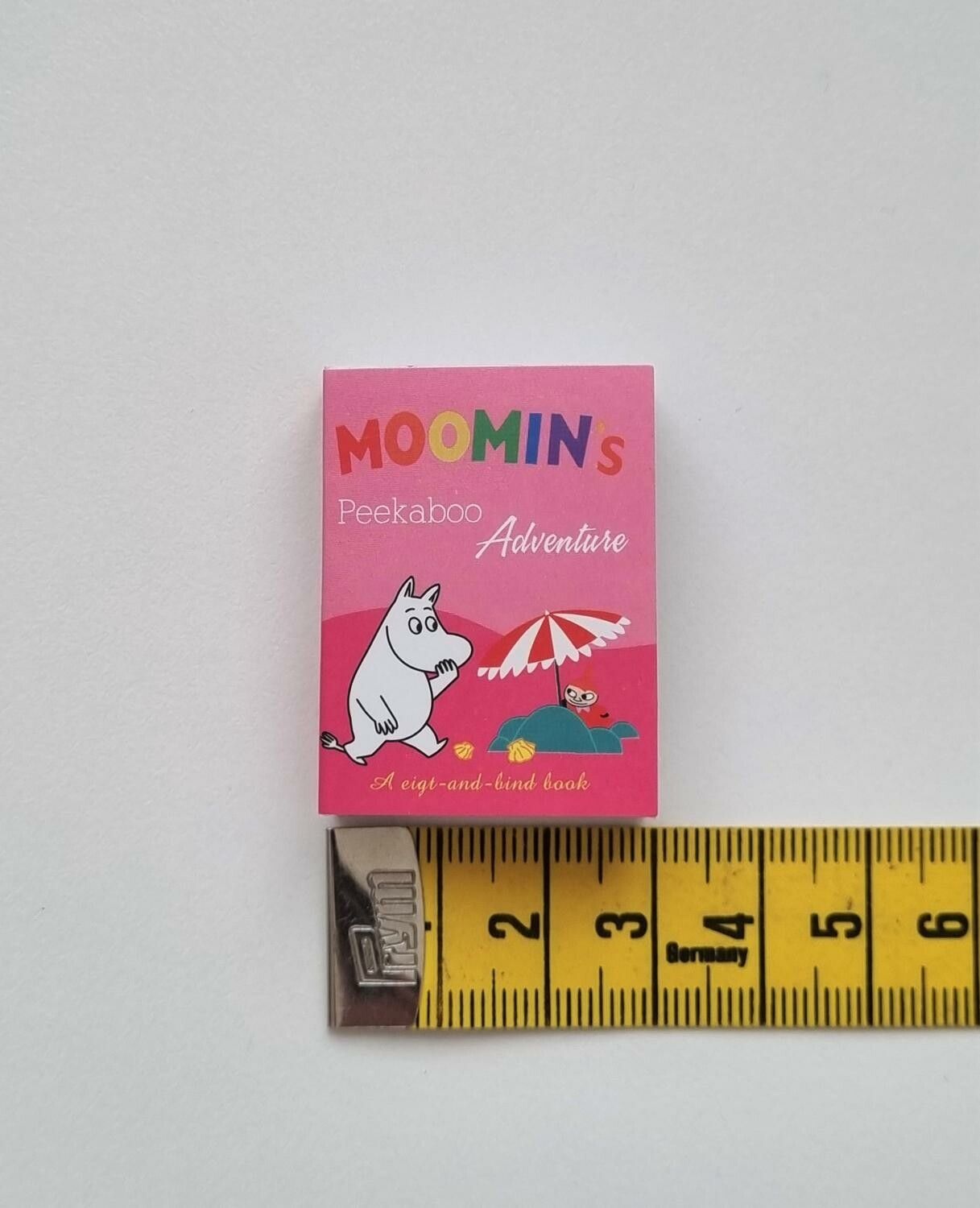 1 st Miniatyrbok, minibok för tittskåp / dockskåp med mera (bok 12)