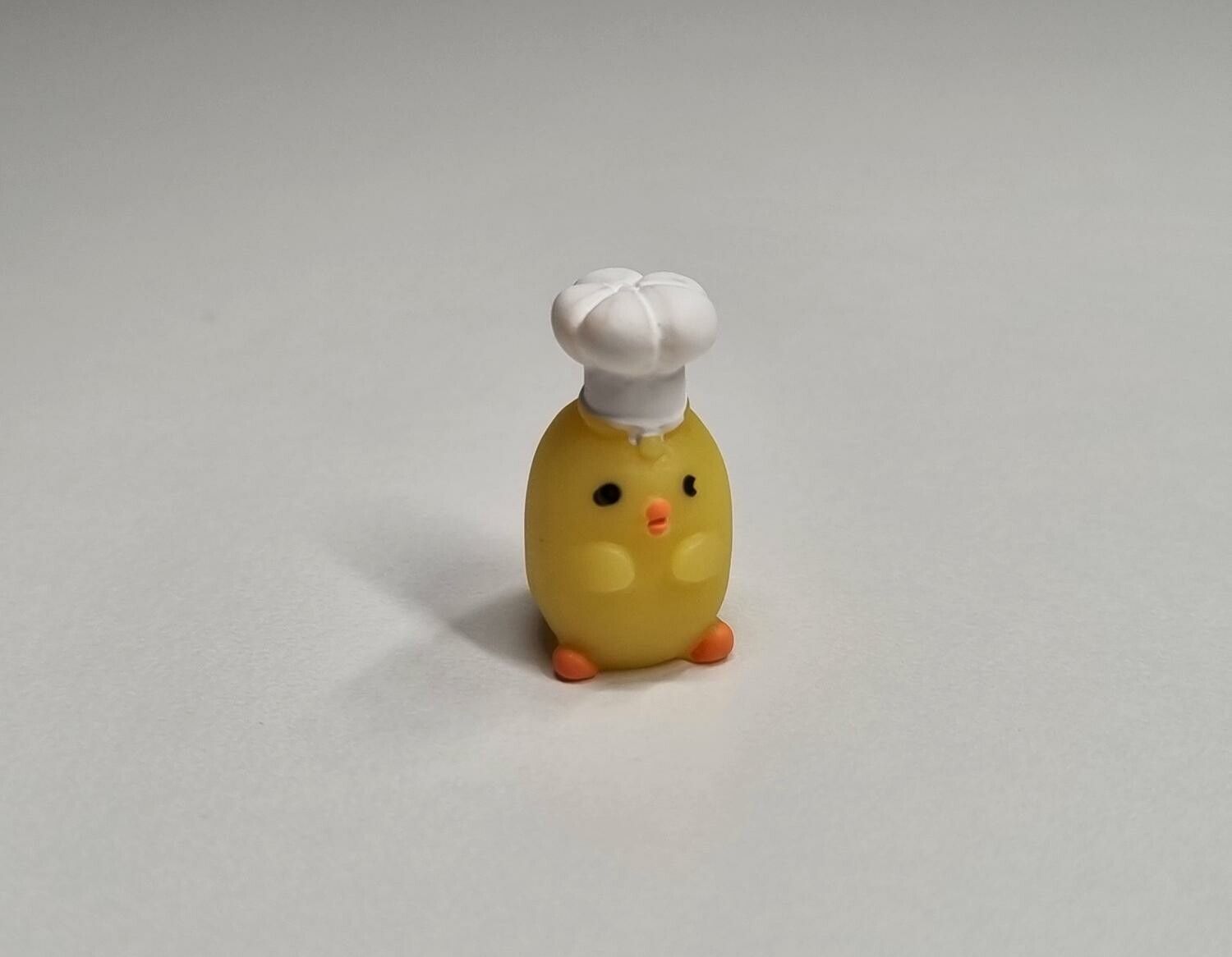 Kyckling, minikyckling, miniatyrkyckling med kockhatt