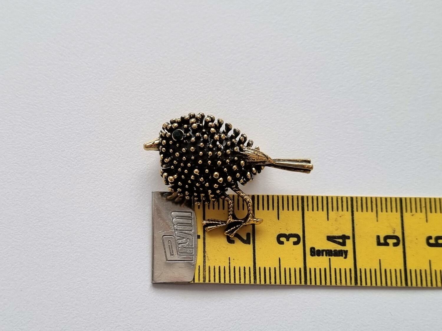 Brosch, söt liten fågel