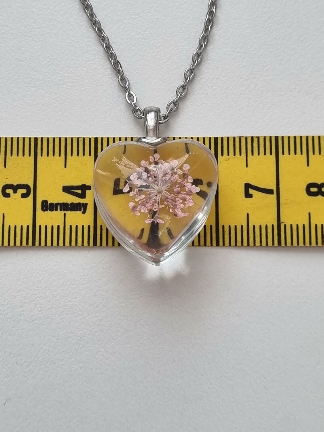 Halsband med hjärtformad glasberlock (50 cm lång kedja) - Rosa