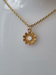 Halsband med gul blomma (55 cm lång kedja)