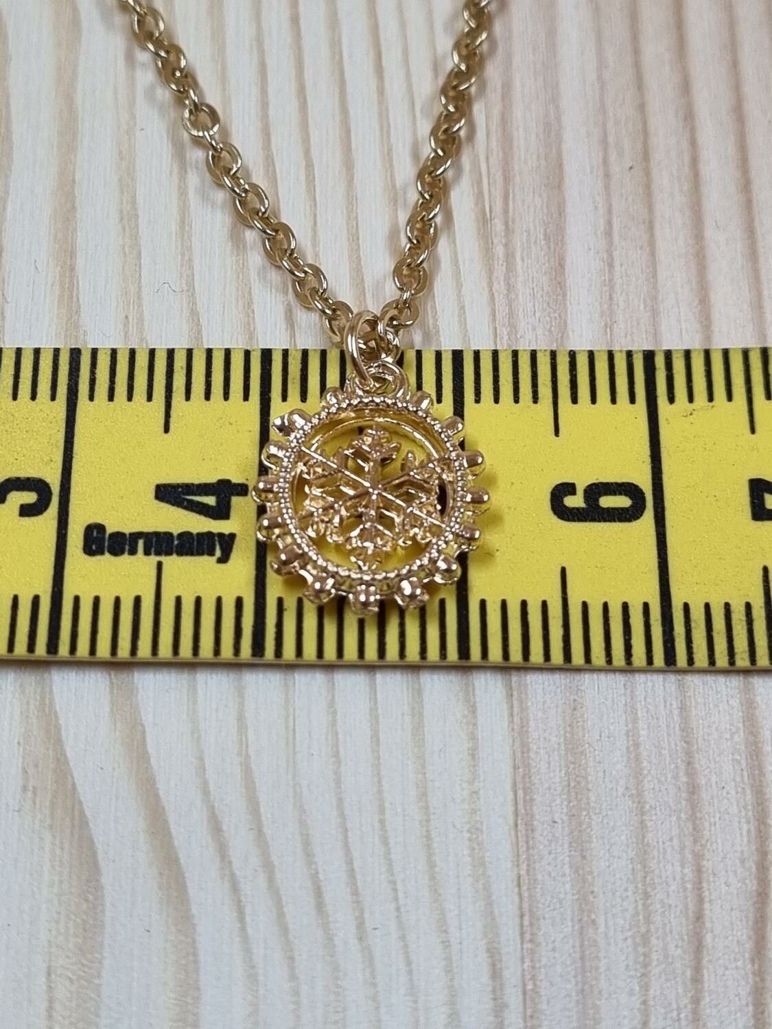 Halsband (60 cm) i rostfritt stål med söt berlock