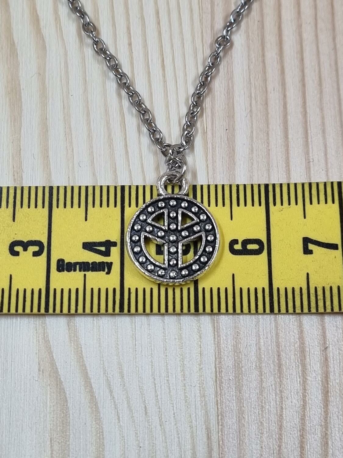 Halsband (60 cm) i rostfritt stål med söt berlock