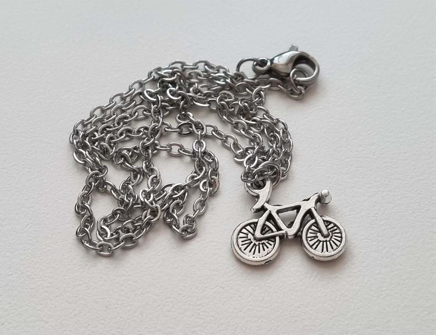 Halsband (45 cm) i rostfritt stål med söt berlock - Cykel