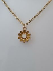 Halsband med ljusorange blomma (50 cm lång kedja i rostfritt stål)
