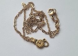 Halsband med klockberlock i steampunk (45 cm långt halsband)