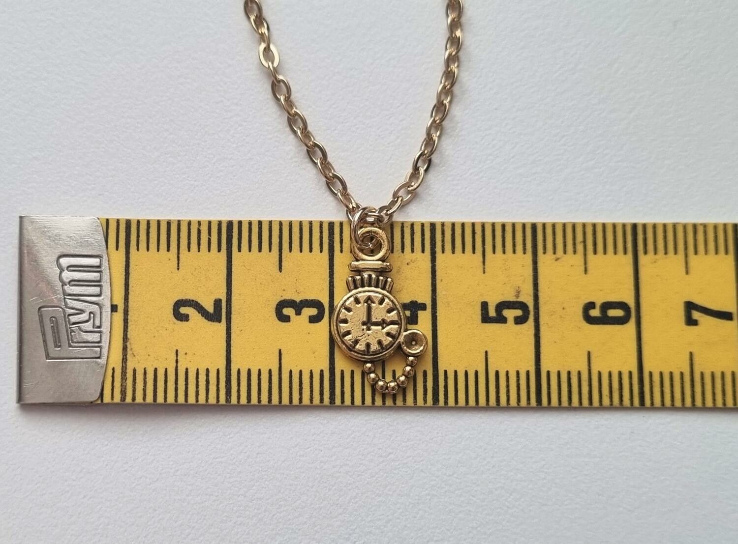 Halsband med klockberlock i steampunk (45 cm långt halsband)