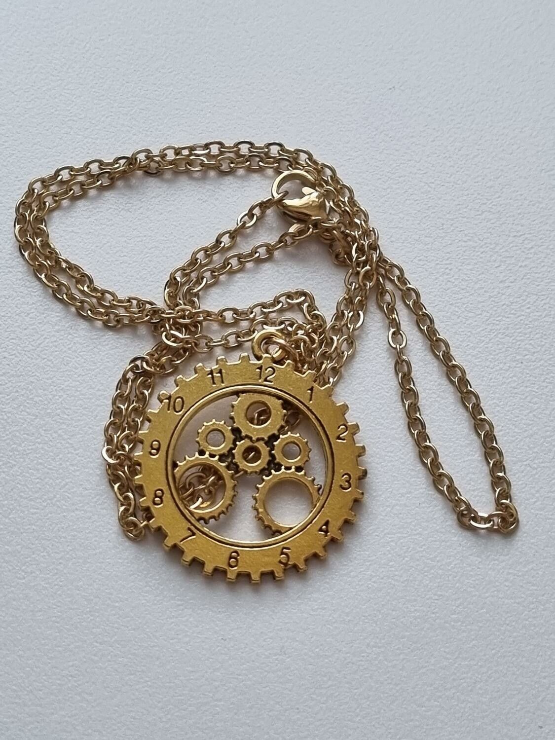 Halsband med klockberlock i steampunk (45-50 cm långt justerbart halsband)