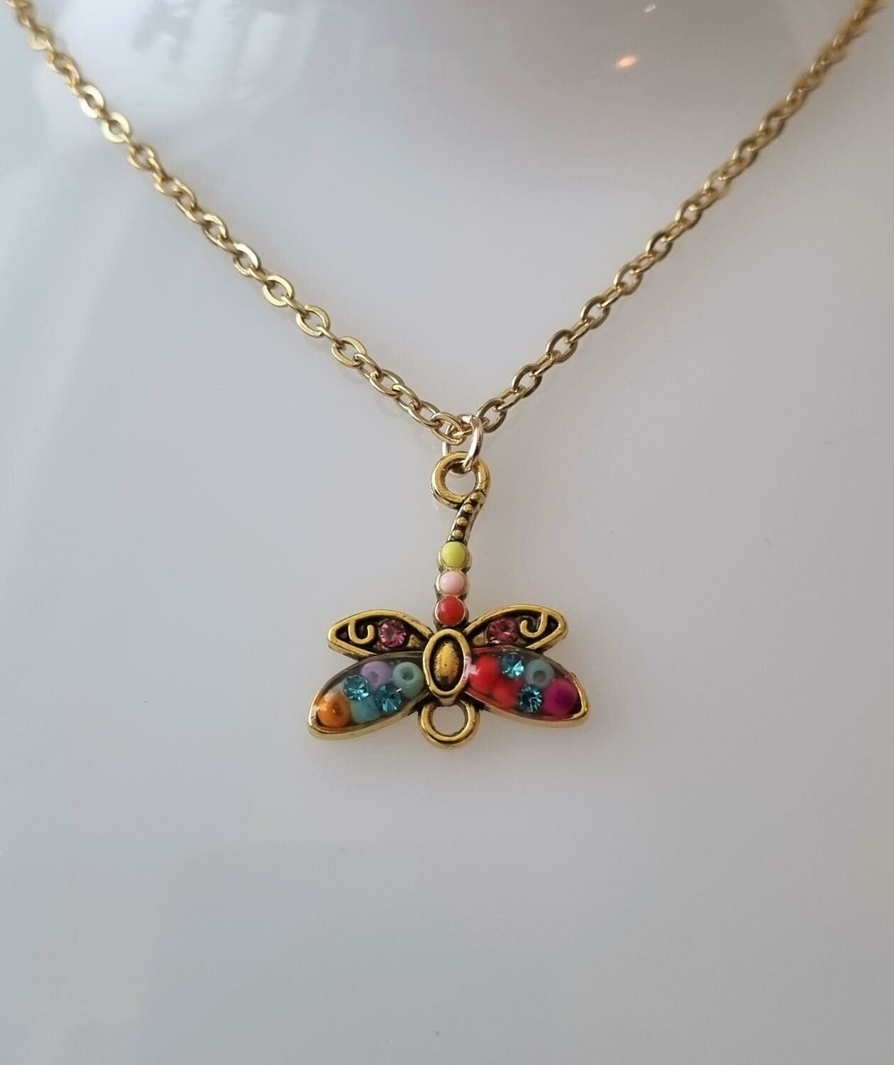 Halsband med trollslända (55 cm långt halsband)