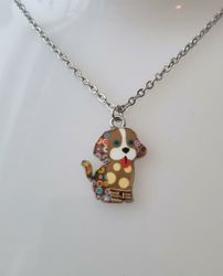 Halsband med hund / hundberlock (45 cm långt halsband)