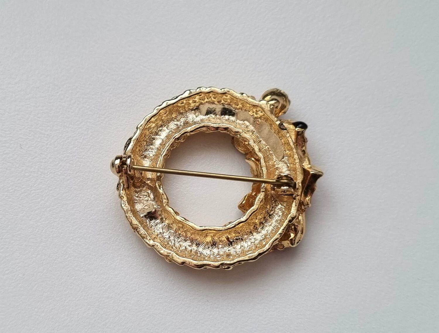 Brosch julkrans. Julkransbrosch