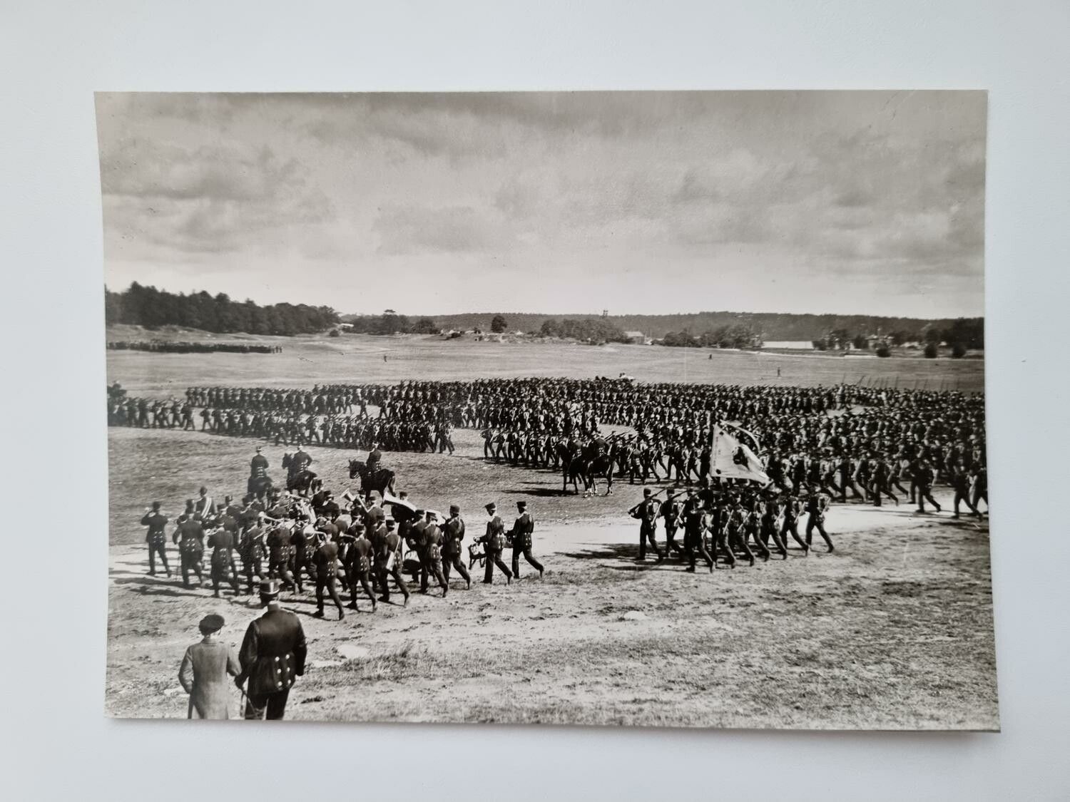 Vykort - Exercis på Ladugårdsgärdet 1920