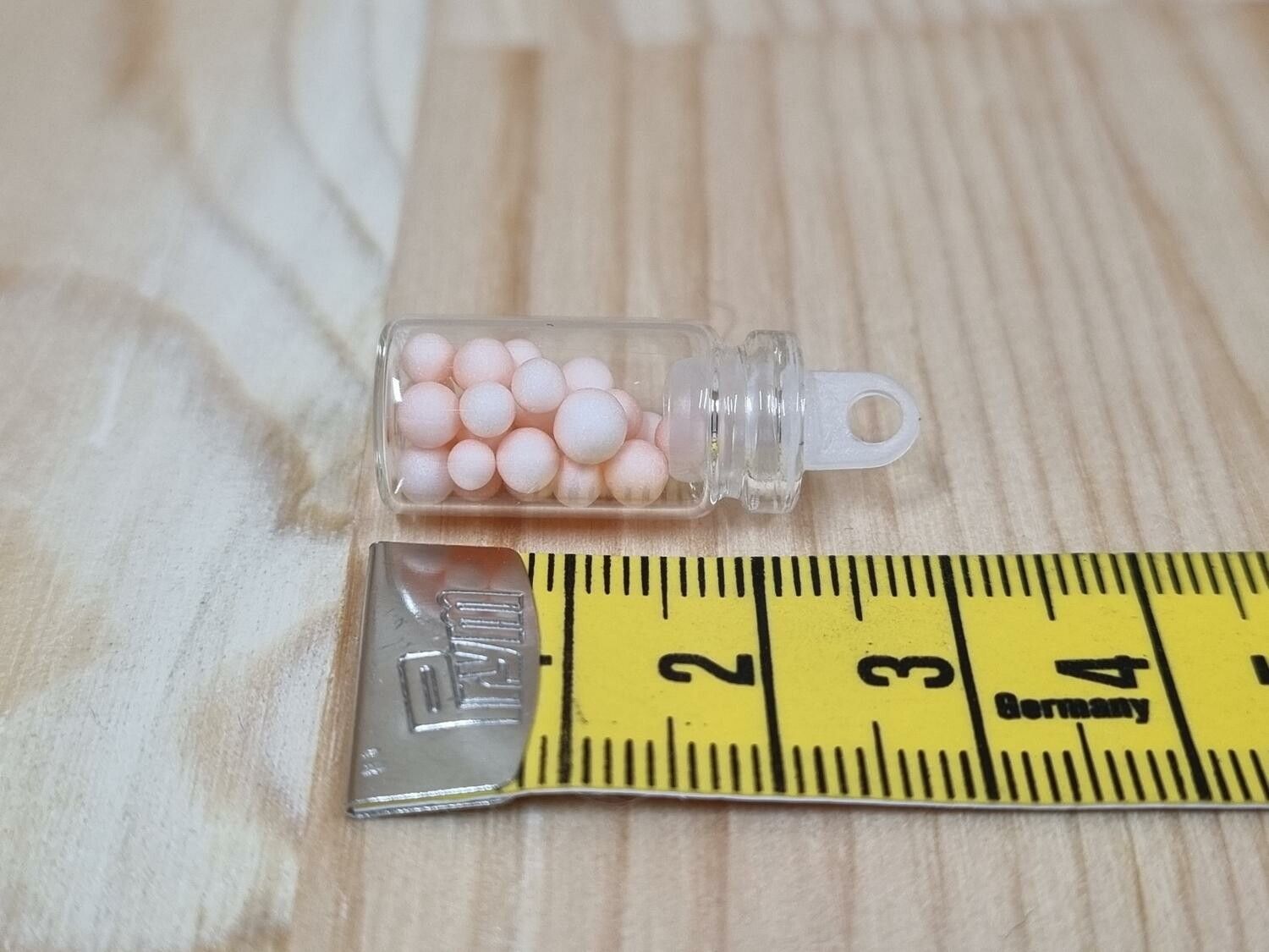 1 st flaska miniatyr, miniflaska till dockskåp, tittskåp