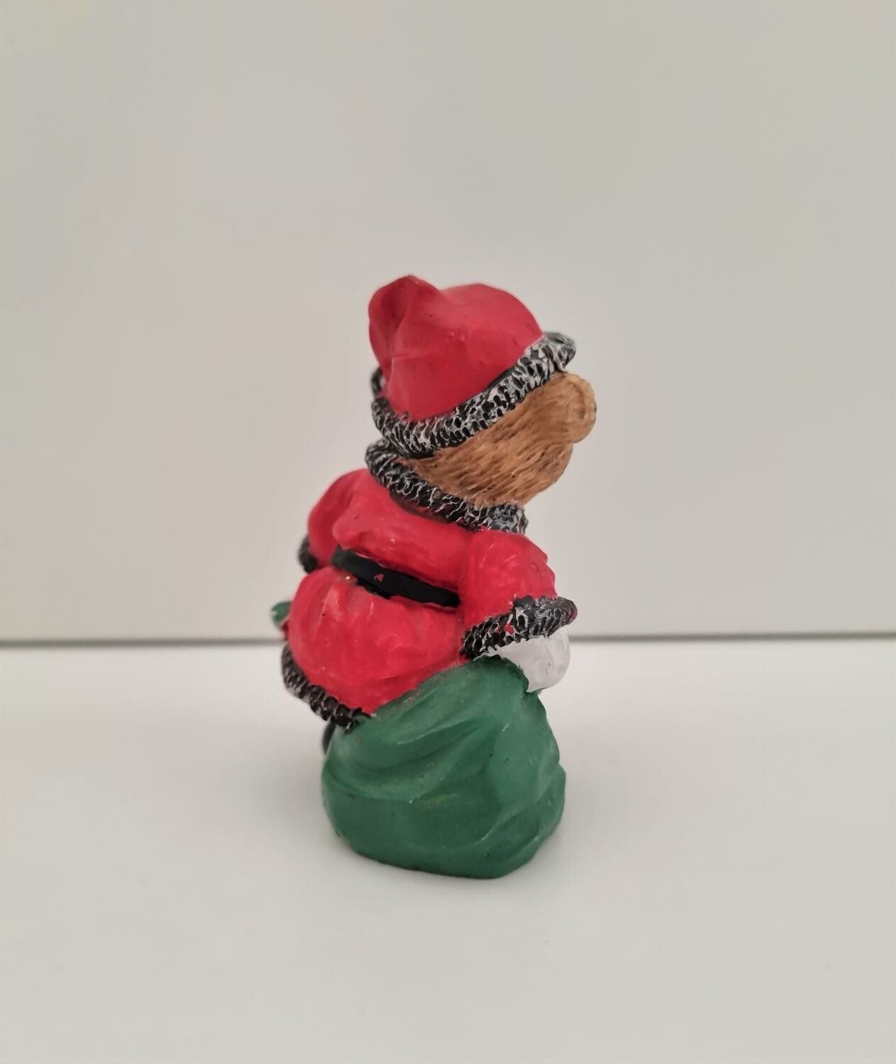 Figurin, Tomtebjörn som håller i en julsäck (79 gram)