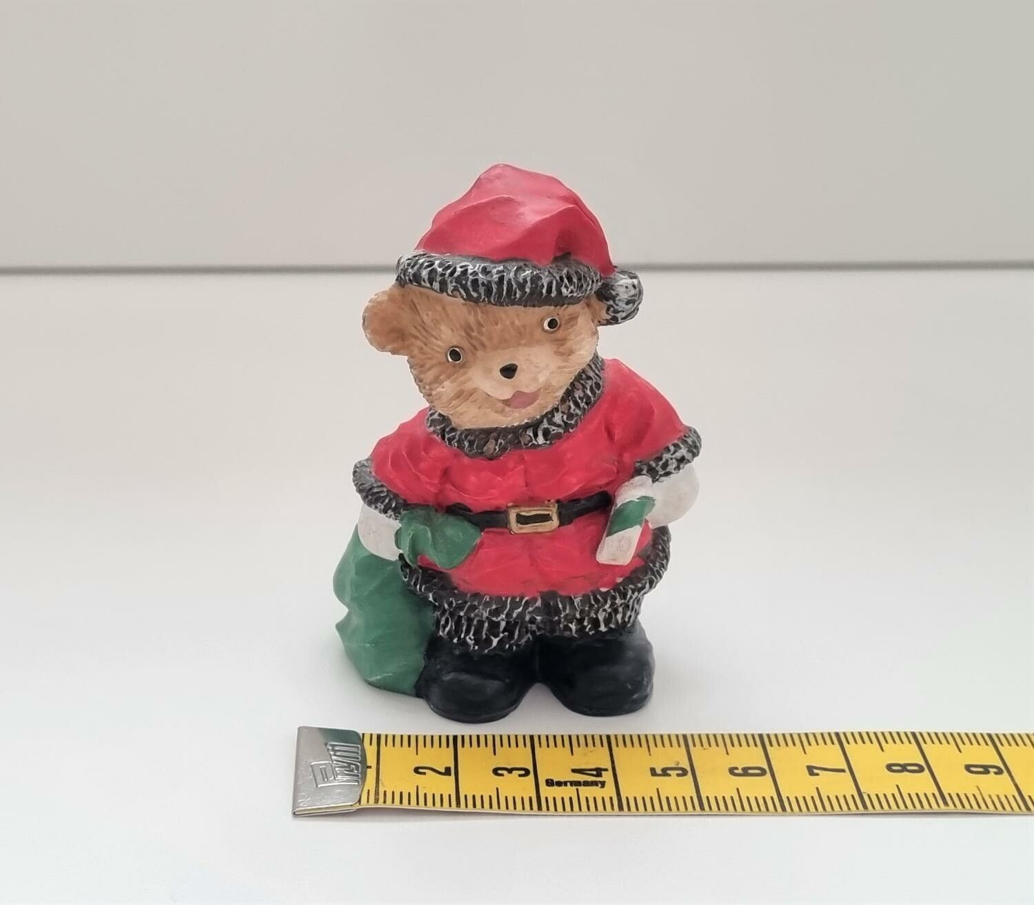 Figurin, Tomtebjörn som håller i en julsäck (79 gram)