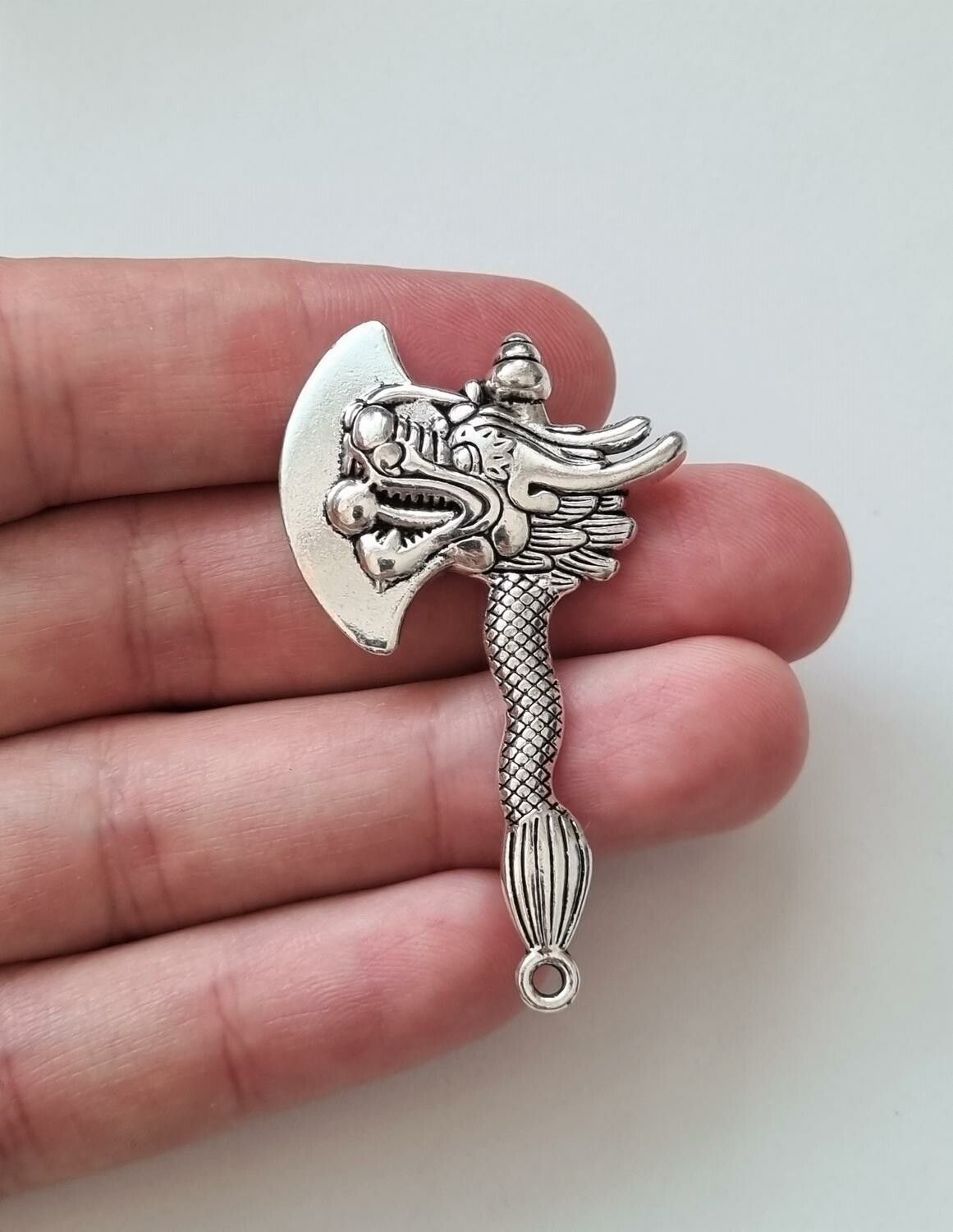 1 st yxa, miniatyryxa - Berlock / charm / miniatyr