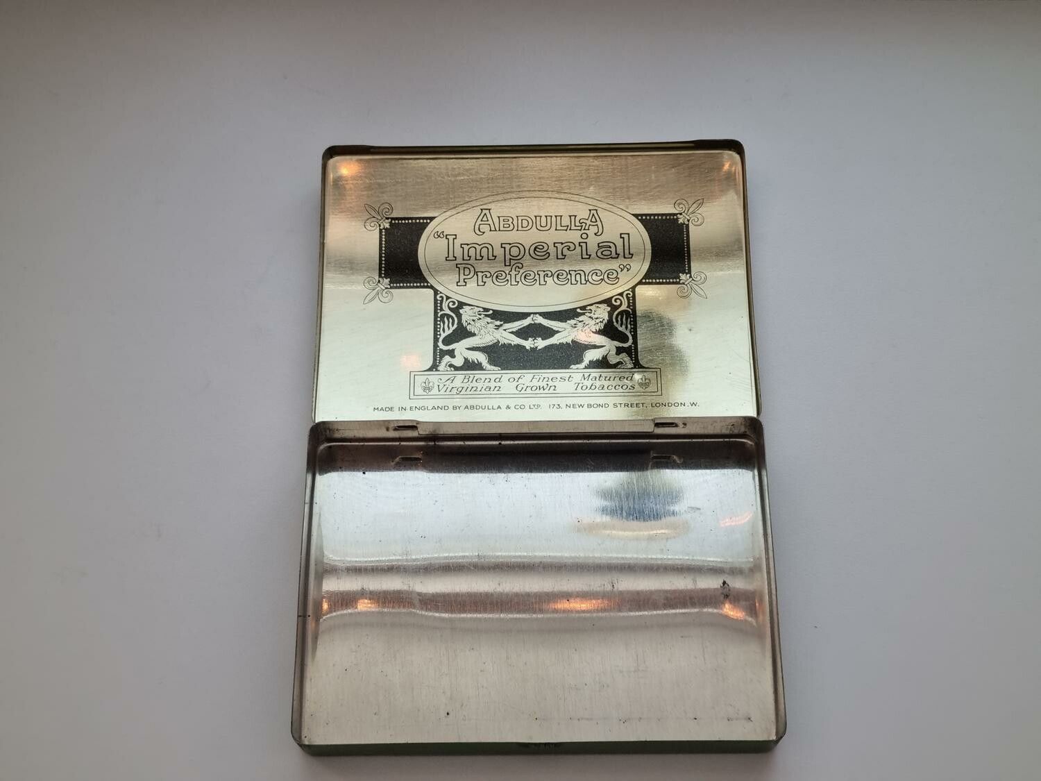 Vintage plåtask / cigarettask Abdulla Imperial Preference. London