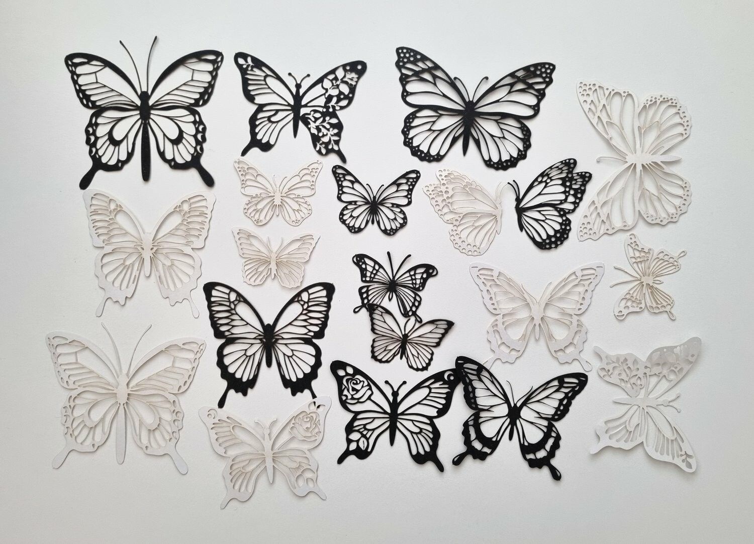 20 st tunna och lätta fjärilar för scrapbooking (variant 6)