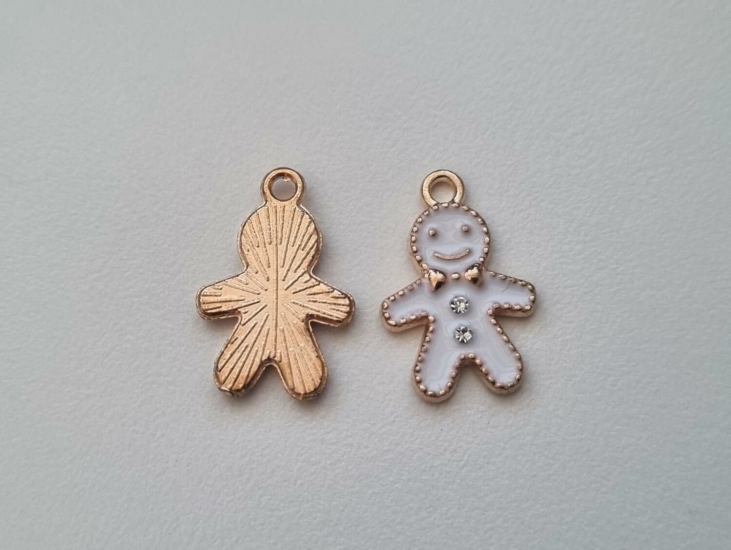 2 st pepparkaksgubbar hängen / berlocker / charms till smyckestillverkning