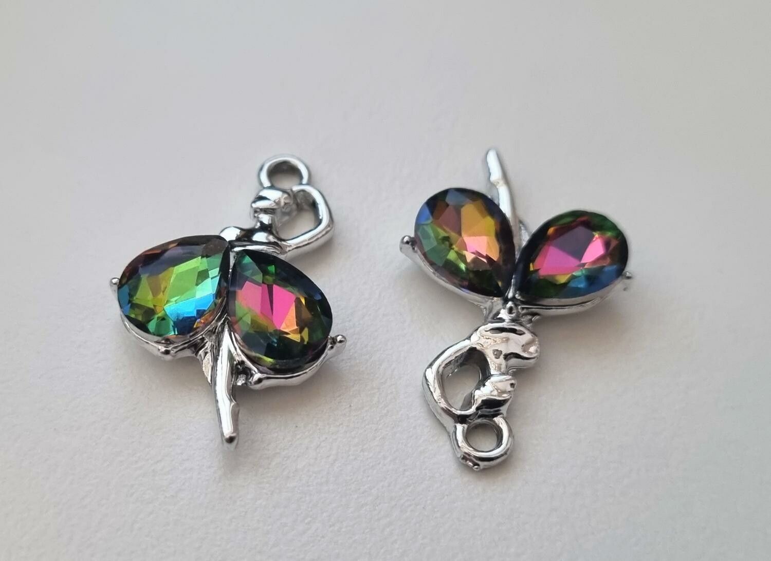 2 st ballerinor hängen / berlocker / charms till smyckestillverkning