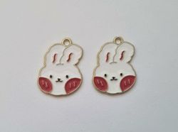2 st Kaniner hängen / berlocker / charms till smyckestillverkning