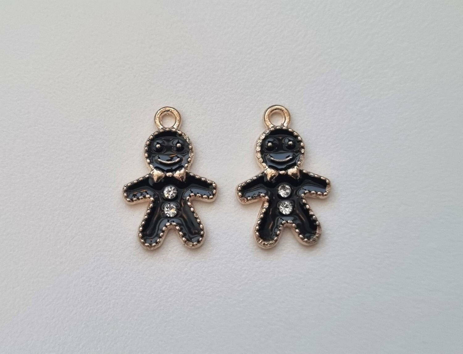 2 st pepparkaksgubbar hängen / berlocker / charms till smyckestillverkning