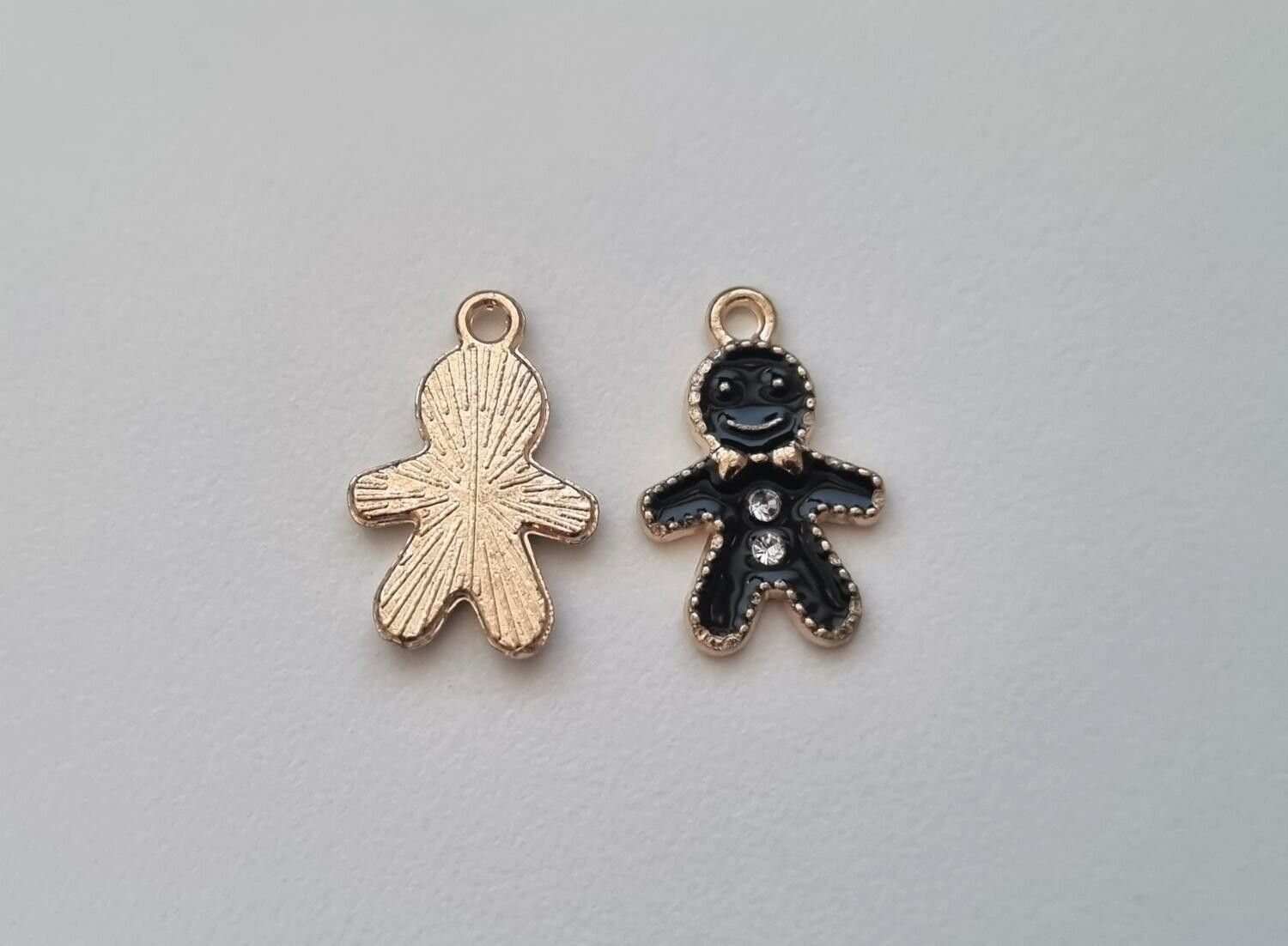 2 st pepparkaksgubbar hängen / berlocker / charms till smyckestillverkning