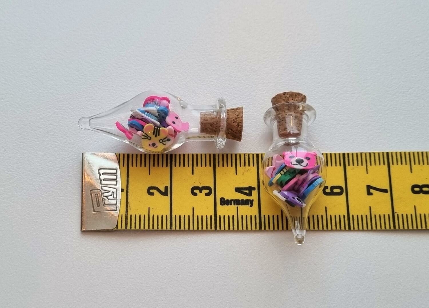 2 st små glasflaskor, flaskor med kork miniatyrer glasburkar