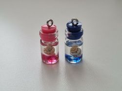 2 st små glasflaskor, flaskor med kork miniatyrer glasburkar