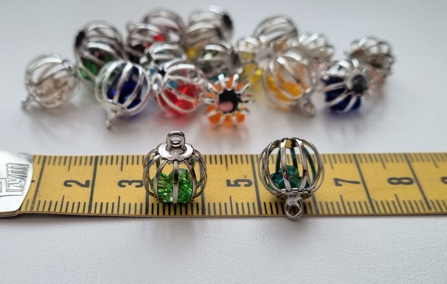 2 st burberlocker / burar. Berlocker / hänge / charm