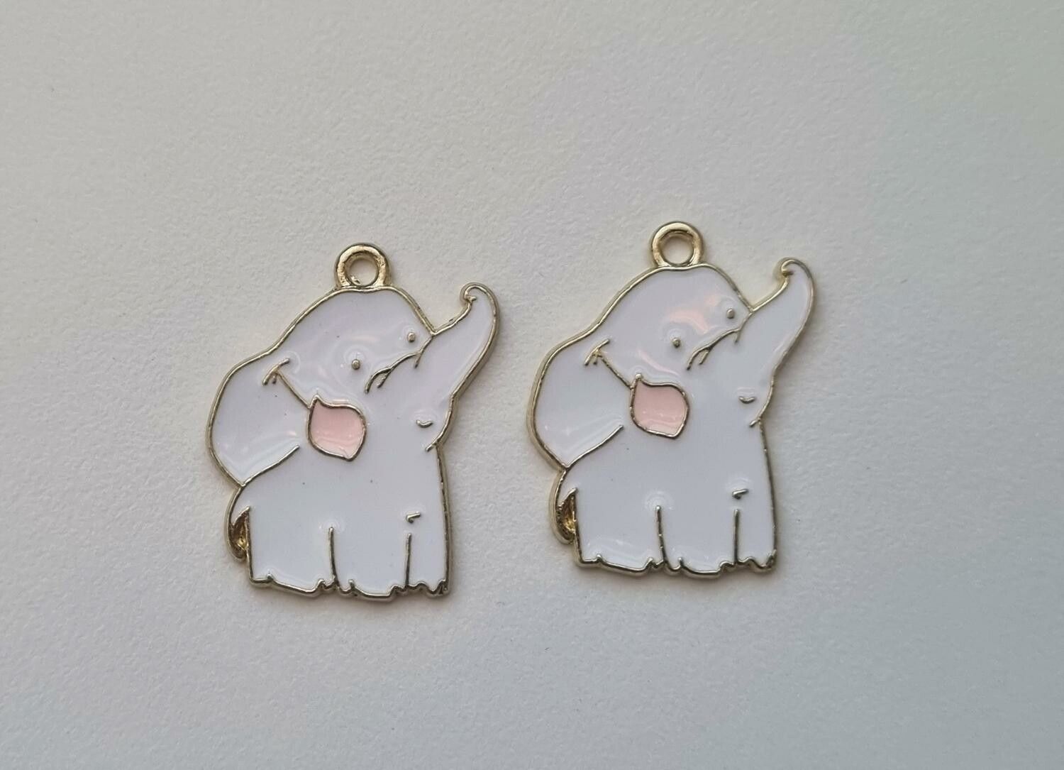 2 st Elefanter hängen / berlocker / charms till smyckestillverkning