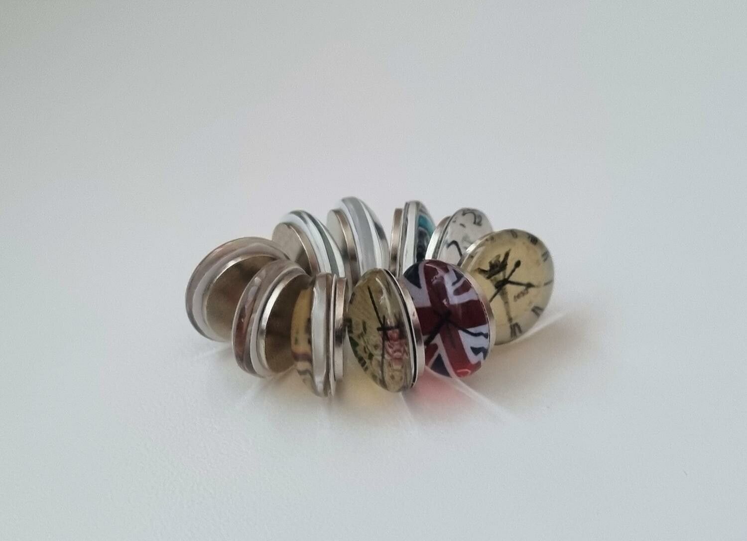 10 st kylskåpsmagneter, neodymium magneter med klockmotiv