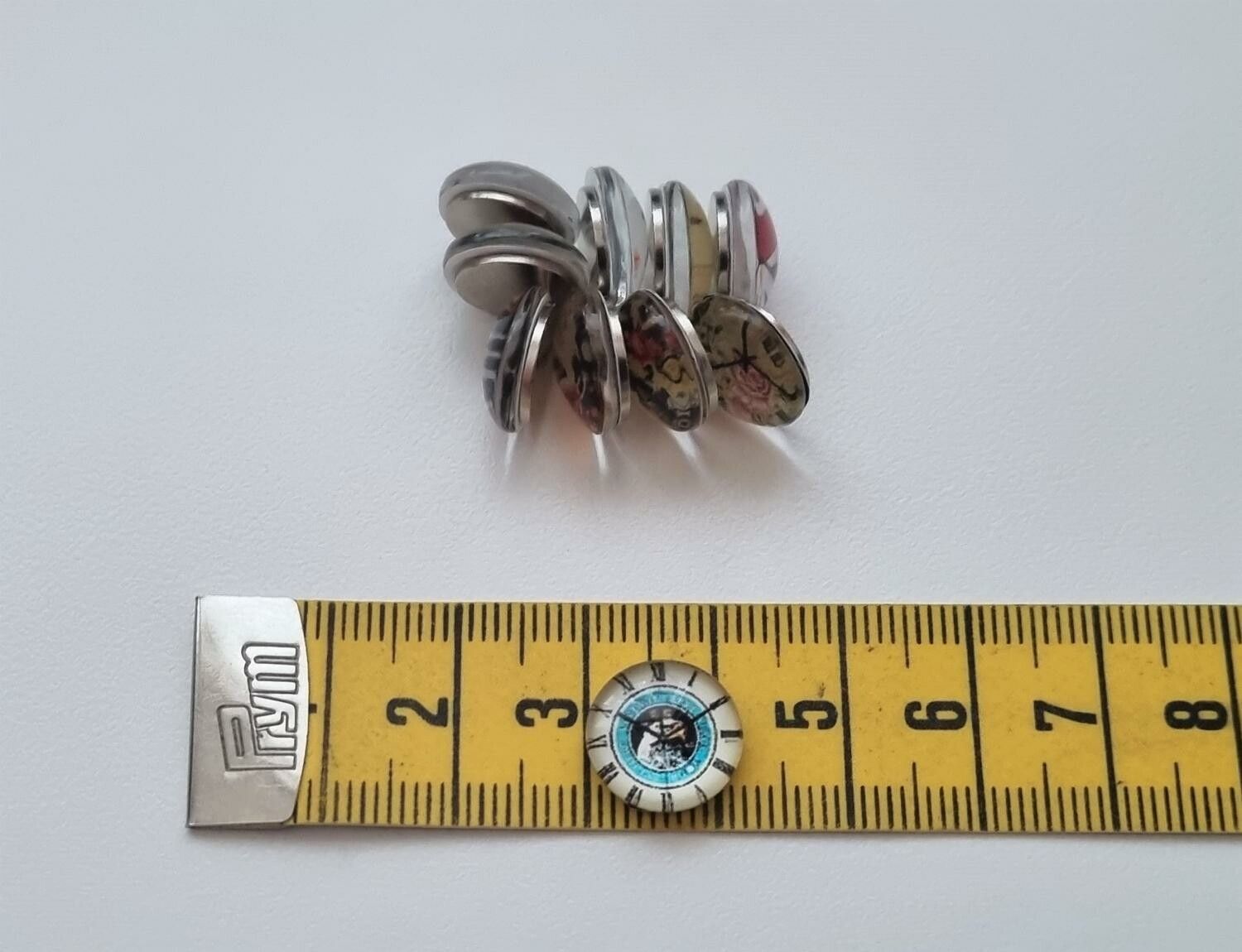 10 st kylskåpsmagneter, neodymium magneter med klockmotiv