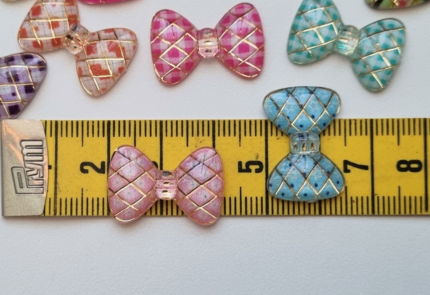 10 st små flugor. Flatbacks för dekoration, scrapbooking mm