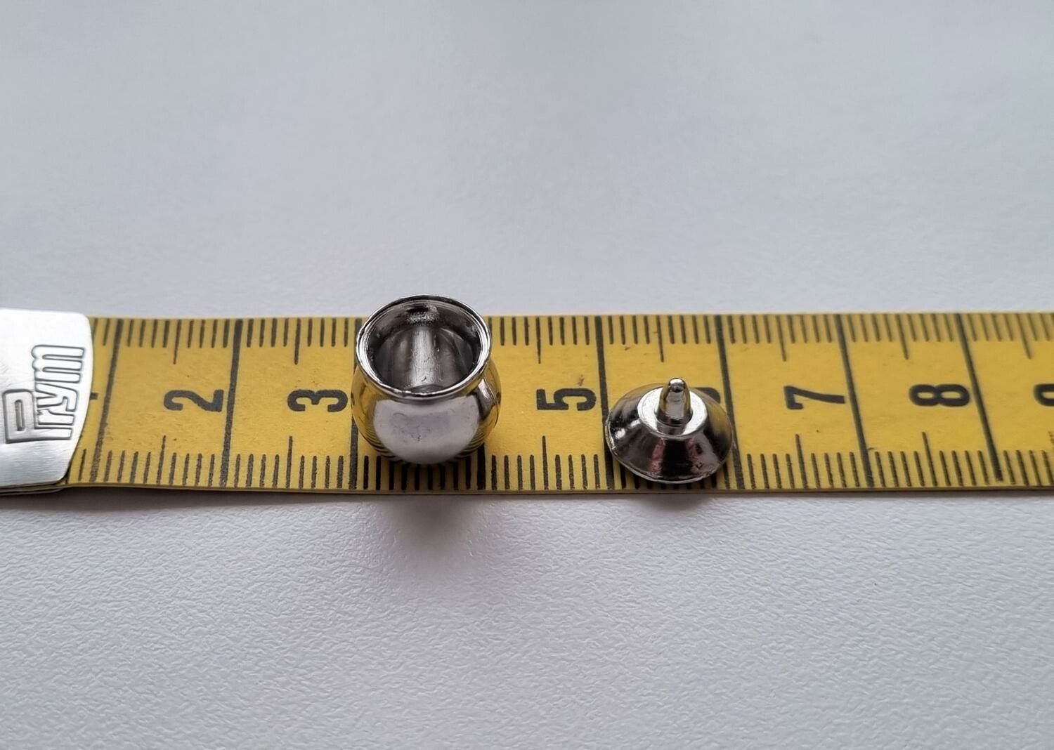 Sockerskål / burk med lock. Miniatyr för tittskåp, dockskåp