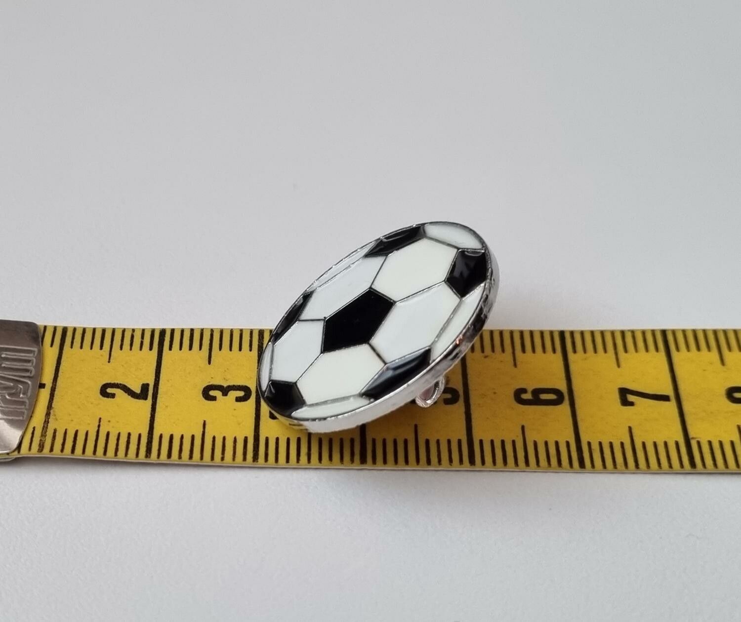 Pins, fotboll / fotbollspin